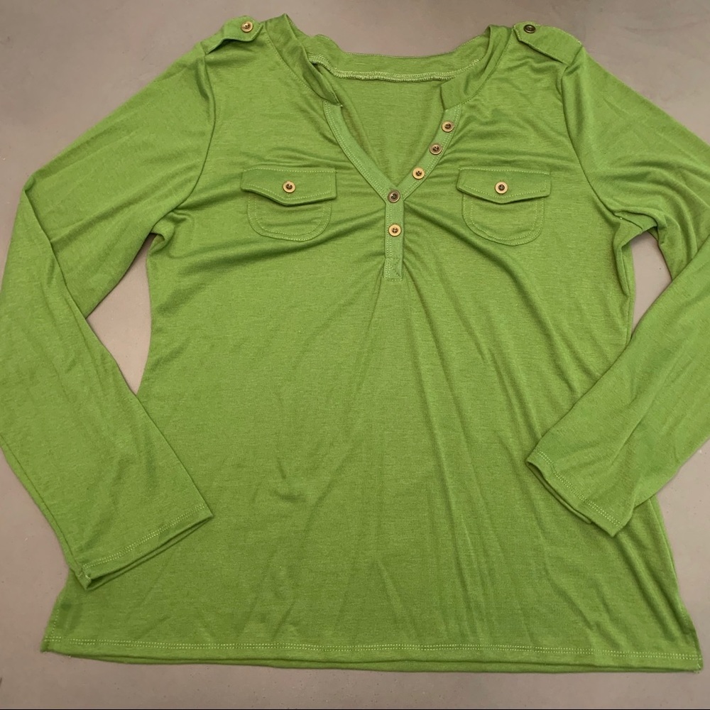Green Long Sleeve Henley with Pockets - Picture 4 of 5